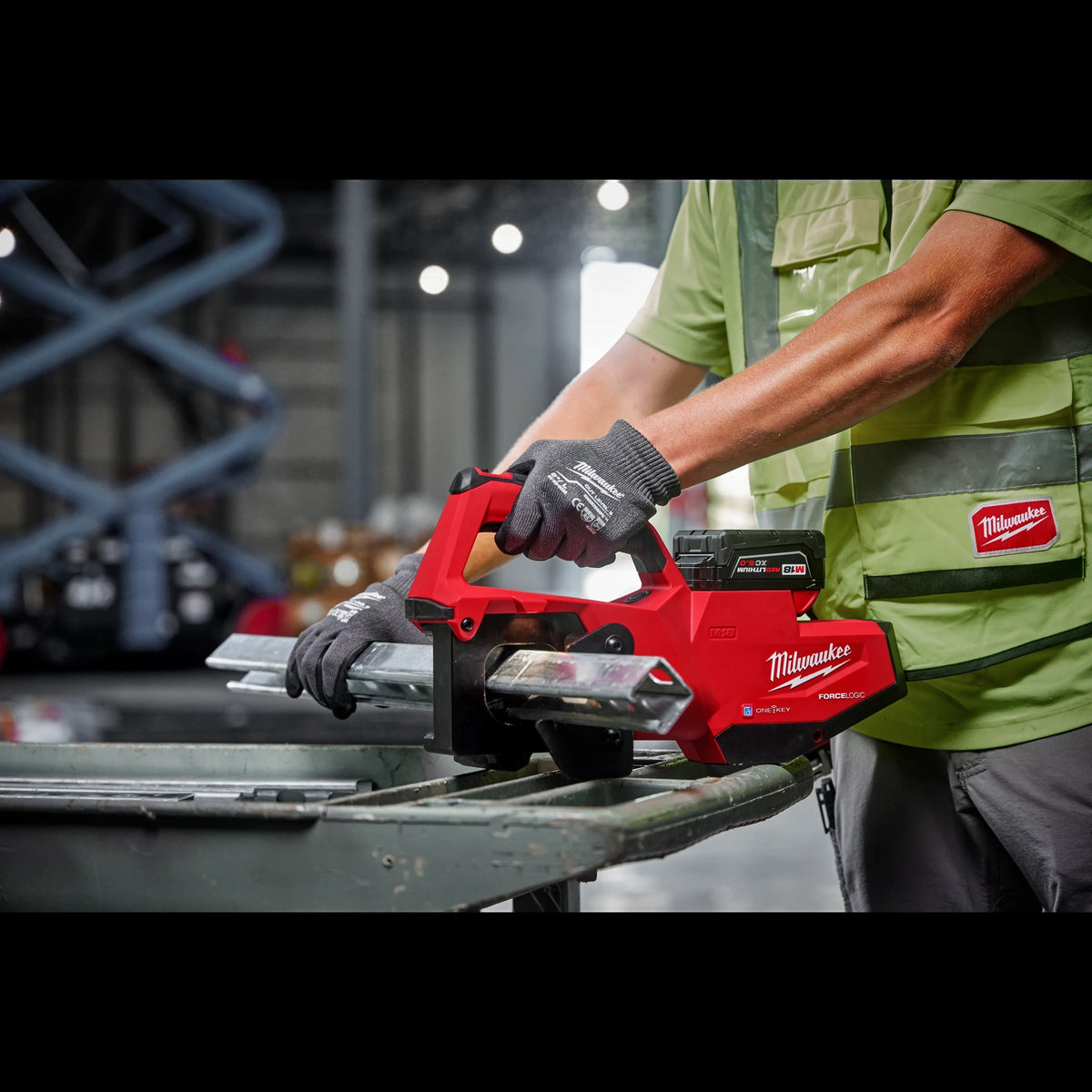 Milwaukee M18 FORCE LOGIC Single Channel Strut Shear (2933-20)