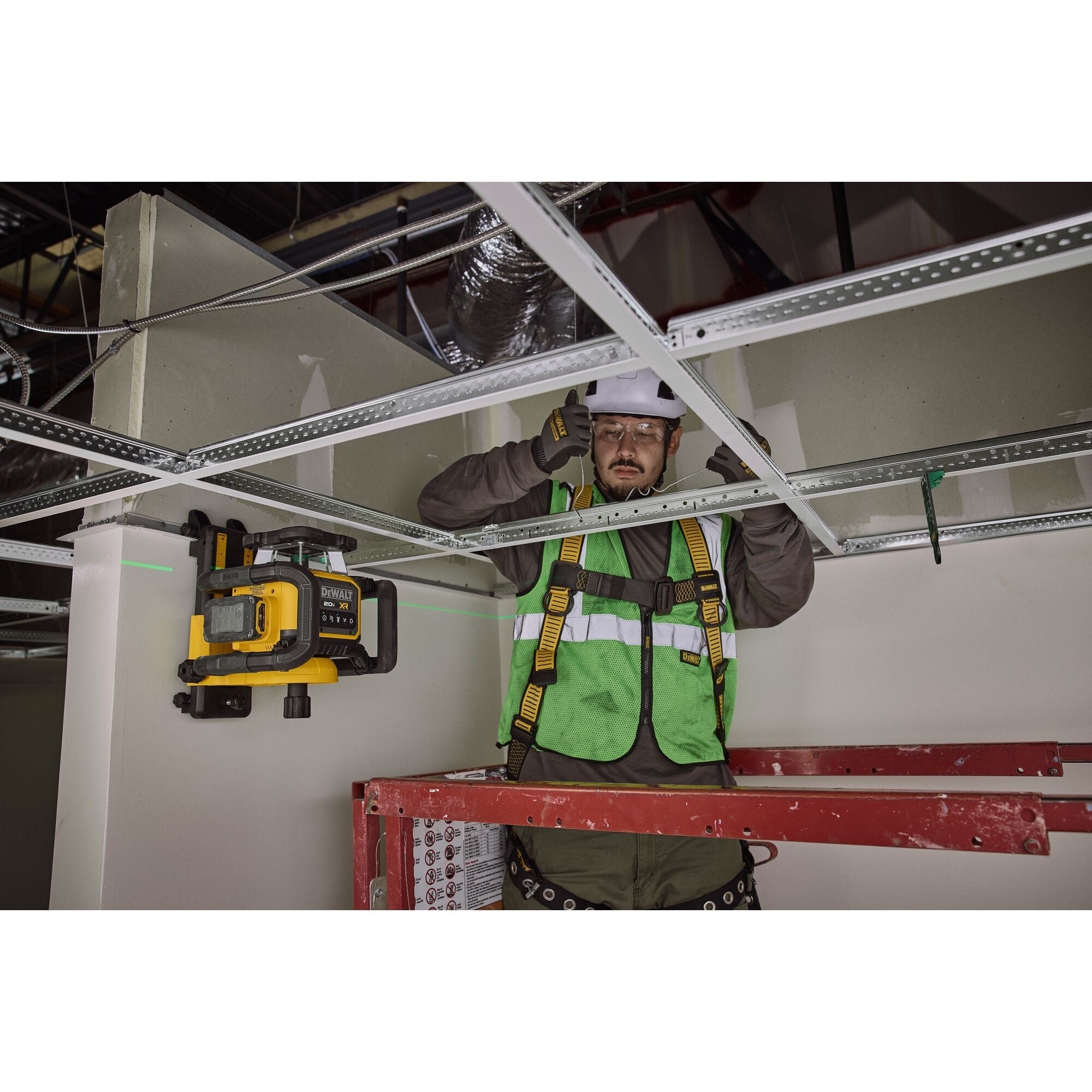 DEWALT 20V MAX XR Green Rotary Laser Powerstack 1.7Ah Kit (DCLE35121GE1)