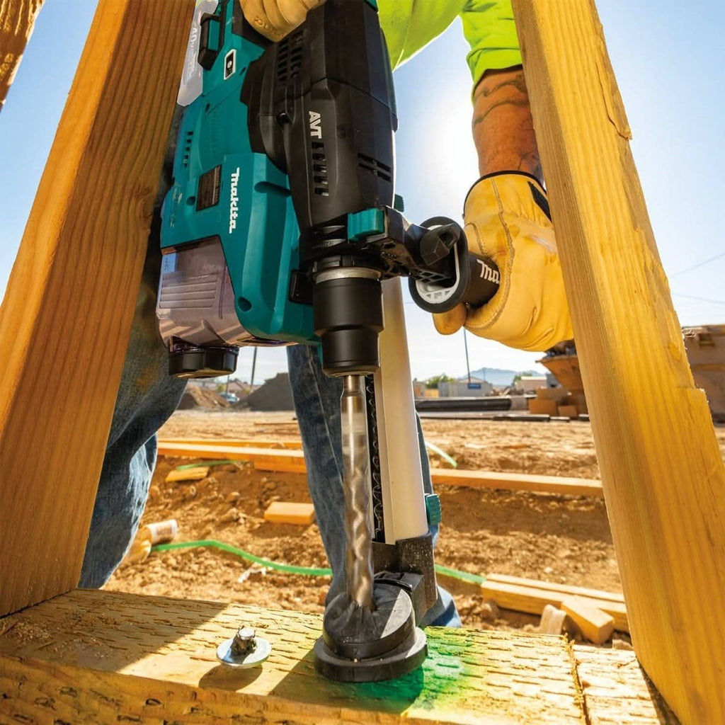 Makita GRH08M1W 40V max XGT Brushless Cordless 1-3/16" SDS-PLUS AVT Rotary Hammer Kit w/Dust Extractor, AFT, AWS Capable (4.0Ah)