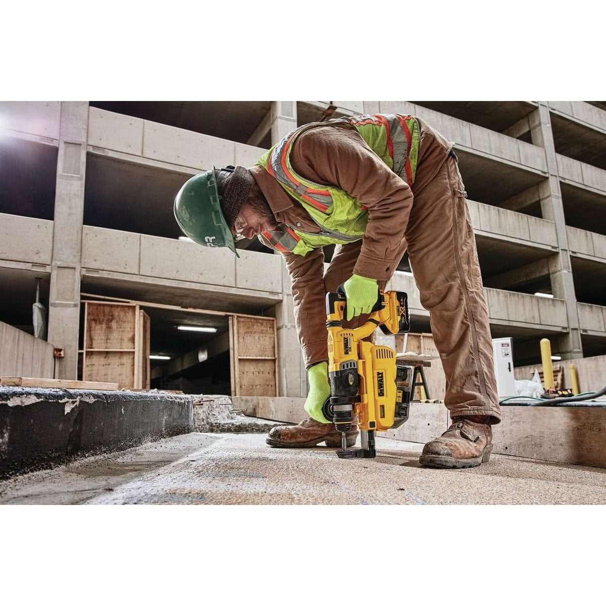 DeWalt DWH205DH Corded Dust Extractor For DCH263 SDS Plus D-Handle Rotary Hammer