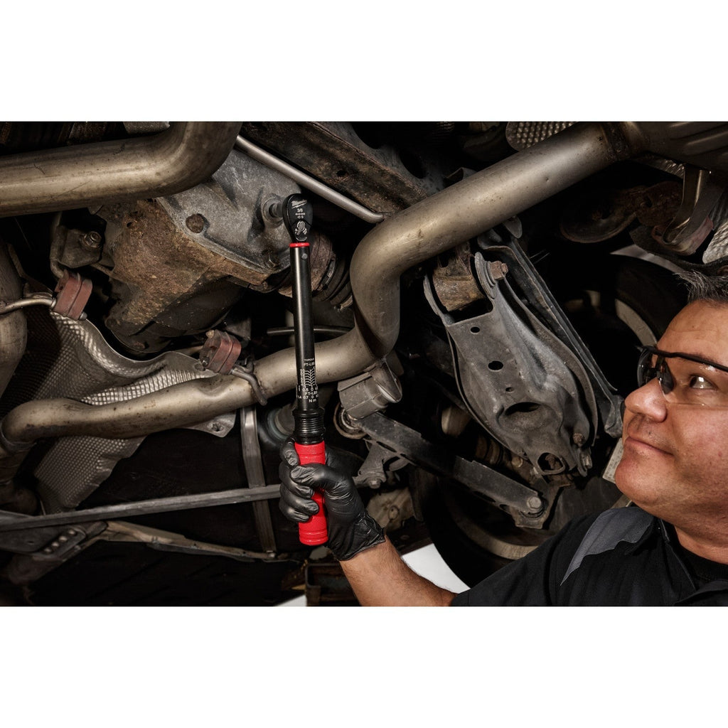 Milwaukee 48-22-9202 3/8-in. Drive Click Torque Wrench, 20-100 ft·lb