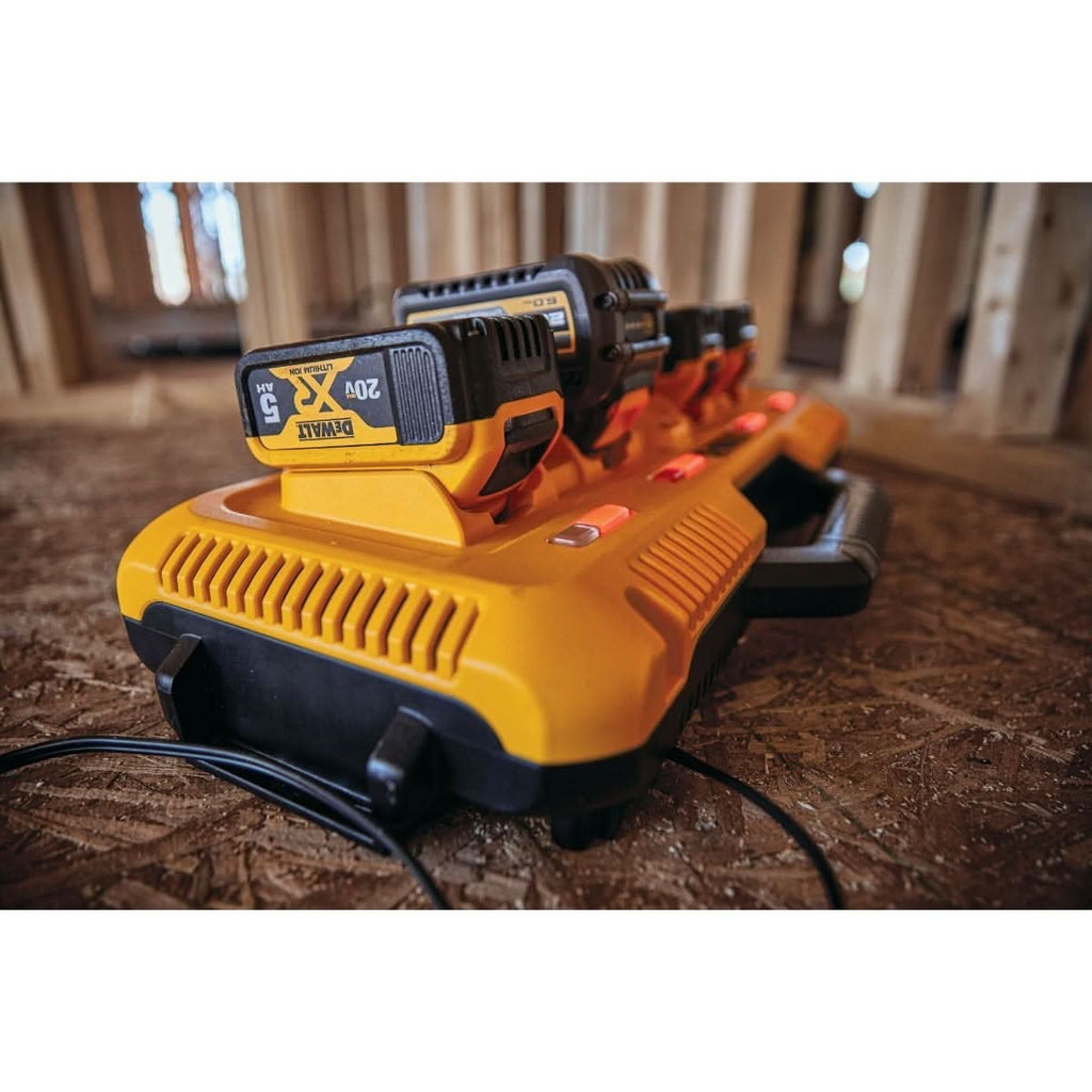 DeWalt DCB104 Multiport Simultaneous Fast Charger + 20V MAX 5.0Ah Battery 2-Pk