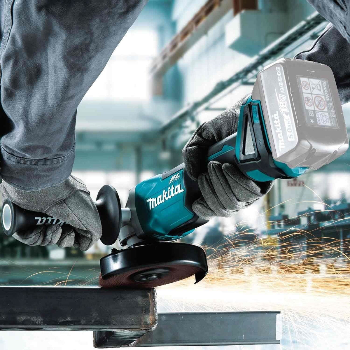 Makita XAG09Z 18V LXT Lithium-Ion Brushless Cordless 4-1/2"Â / 5" Cut-Off/Angle Grinder, with Electric Brake, Tool Only
