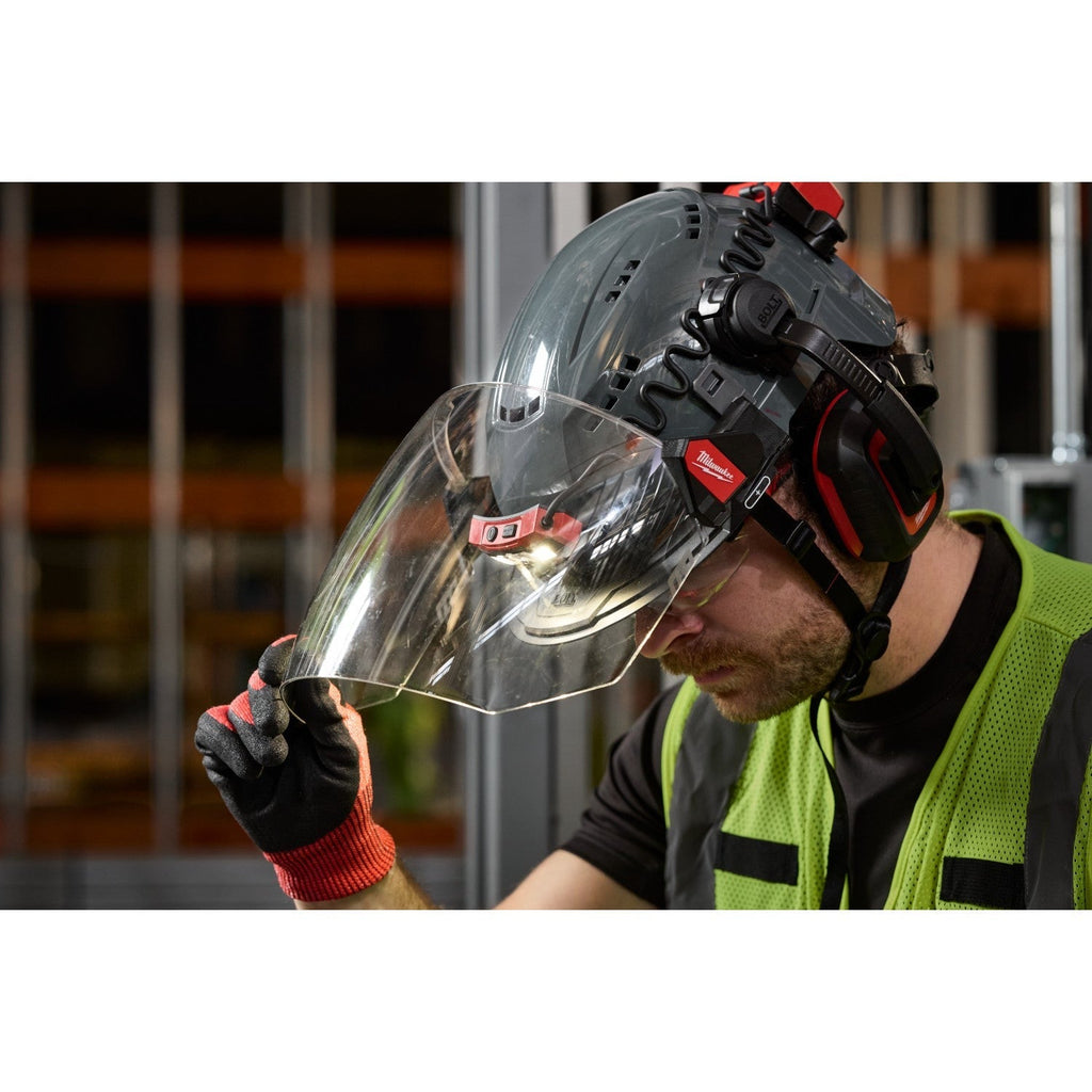 Milwaukee 2018R MILWAUKEE BOLT Rechargeable Low-Profile Headlamp