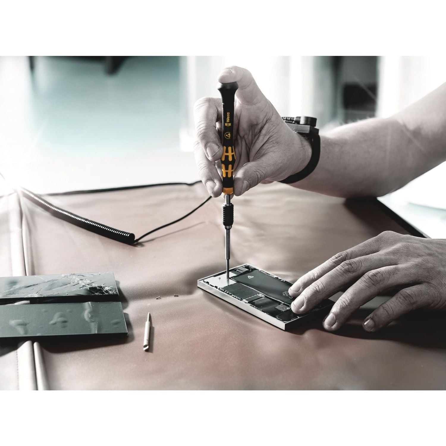 Wera 1013 Kraftform Micro Esd Bitholding Screwdriver, 97-mm.