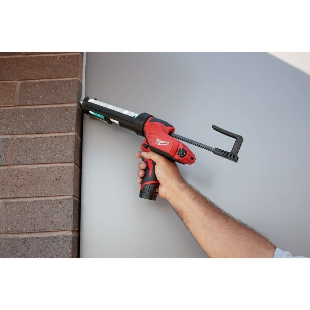 Milwaukee 2441-20 M12 10oz. Caulk and Adhesive Gun w/ XC 4.0Ah Extended Capacity Battery