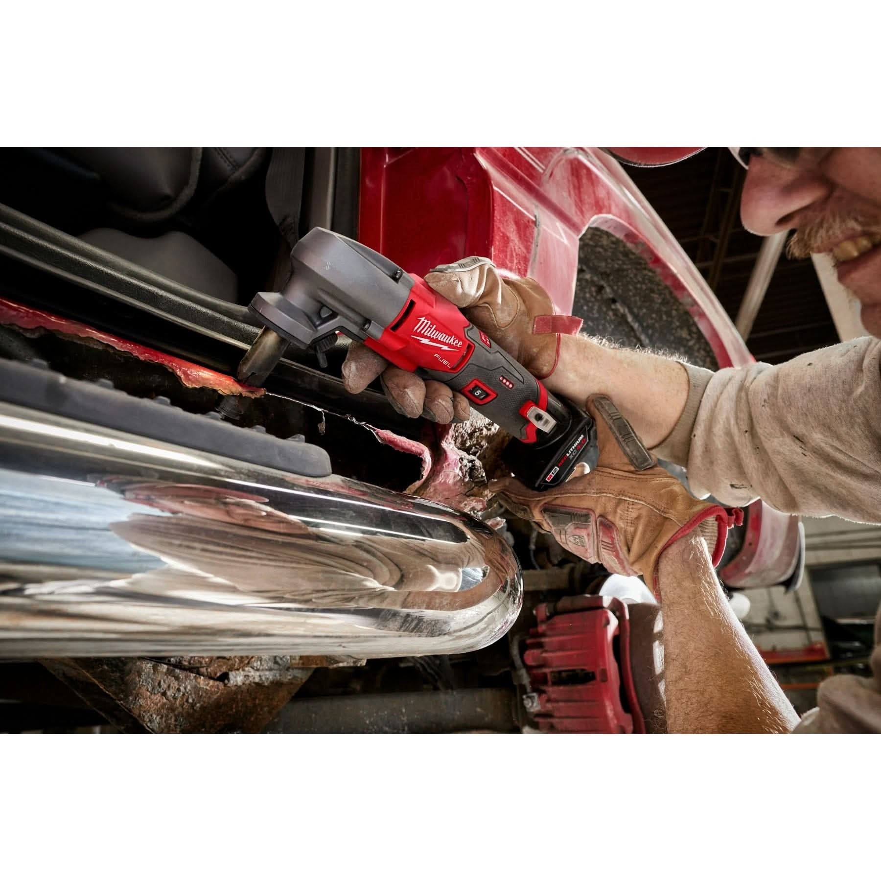 Milwaukee 2476-20 M12 FUEL 16 Gauge Variable Speed Nibbler, Tool Only