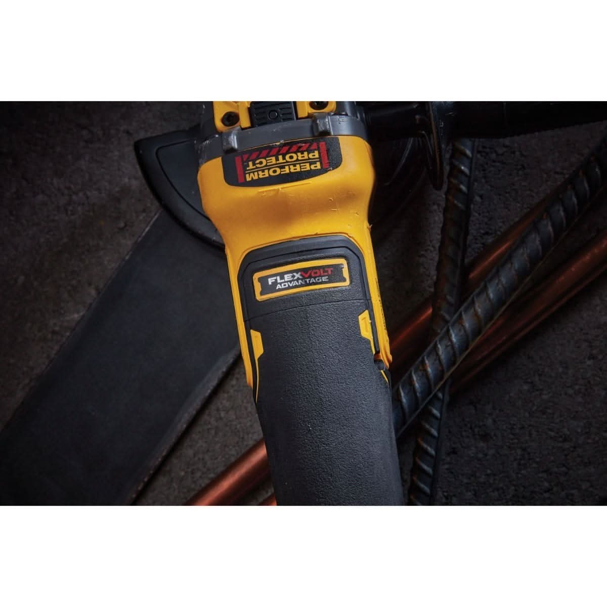 DEWALT DCG416B 20V MAX FlexVOLT Advantage XR Brushless Paddle Switch 5-Inch Small Angle Gringer, Tool Only