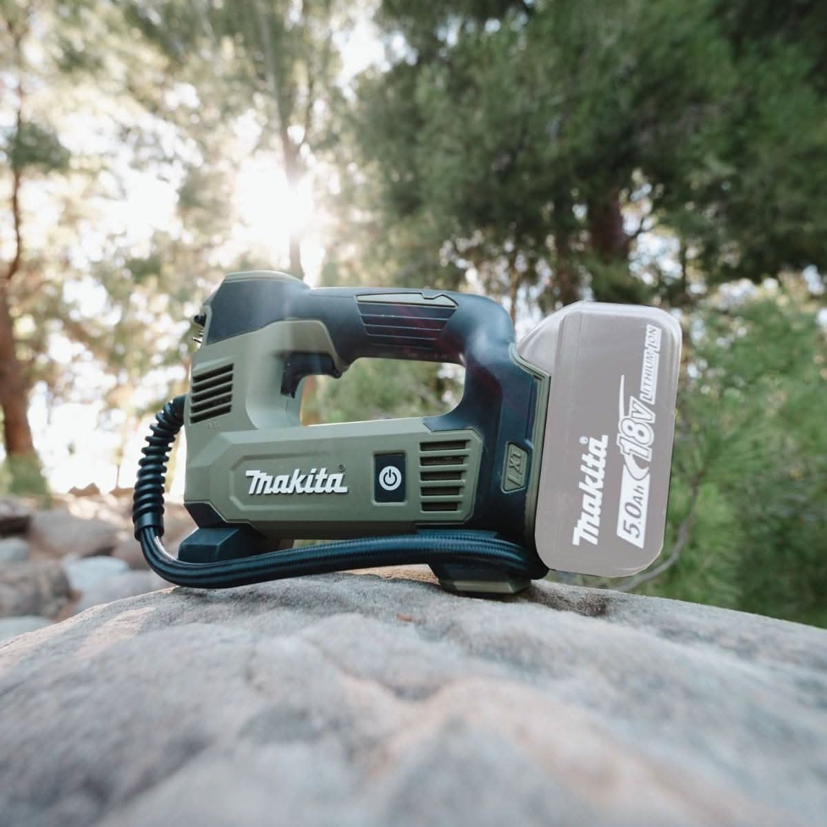 Makita ADMP180SYX Outdoor Adventure 18V LXT Inflator Kit (1.5Ah)