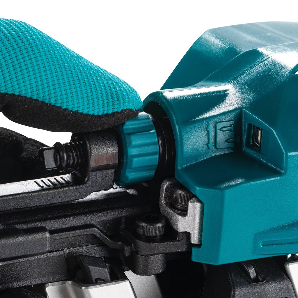 Makita GNB01Z 40V max XGT Brushless 30-Degree Clipped Head 3-1/2-in. Framing Nailer, Tool Only