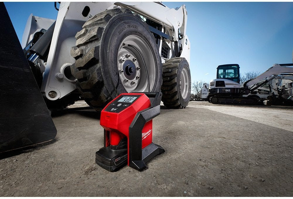 Milwaukee 2475-20 M12 Cordless Compact Tire Inflator w/ M12 REDLITHIUM HIGH OUTPUT XC5.0Ah Battery Pack