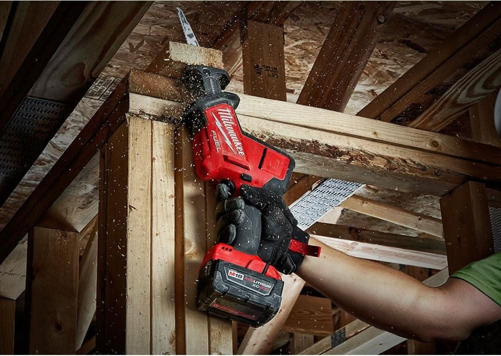 Milwaukee 2737-20 M18 Fuel D-Handle Jig Saw and Hackzall Recip Saw Kit