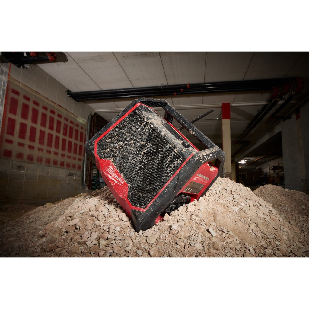 Milwaukee 2956-20 M18 Bluetooth PACKOUT Radio + Charger, Tool Only