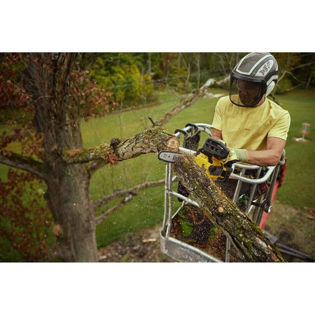 DEWALT DCCS673X1 FlexVOLT 60V MAX Compact 12-in. Top Handle Chainsaw 9.0Ah Kit