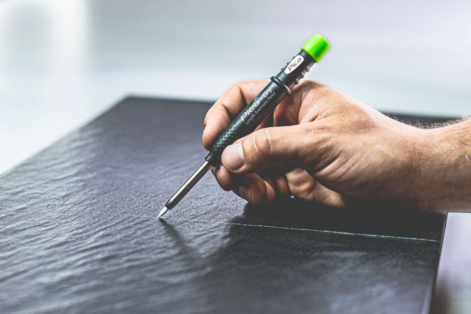 Pica Dry 3030 Pencil + 2020 Pica Powder with Refills