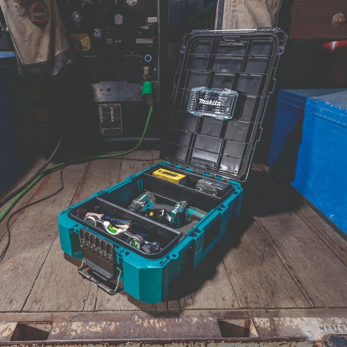 Makita T-90037 MAKTRAK Medium Tool Box & T-90043 MAKTRAK Deep Medium Organizer