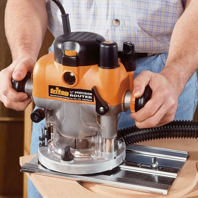 Triton TRA001 Corded Dual Mode Precision 3-1/4 HP 2400W Plunge Router