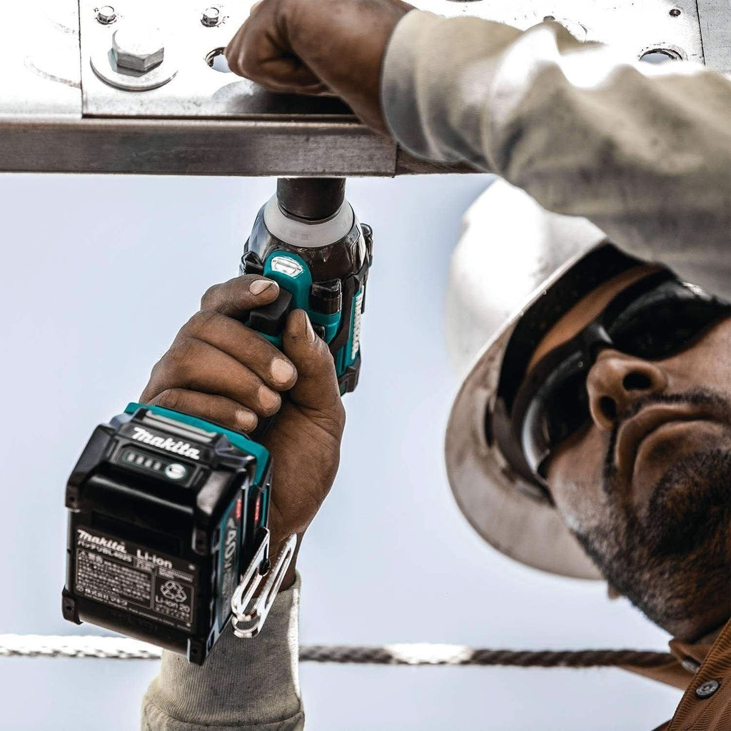Makita GWT05D 40V max XGT Brushless Cordless 4-Speed 1/2" Sq. Drive Impact Wrench Kit w/ Detent Anvil (2.5Ah)