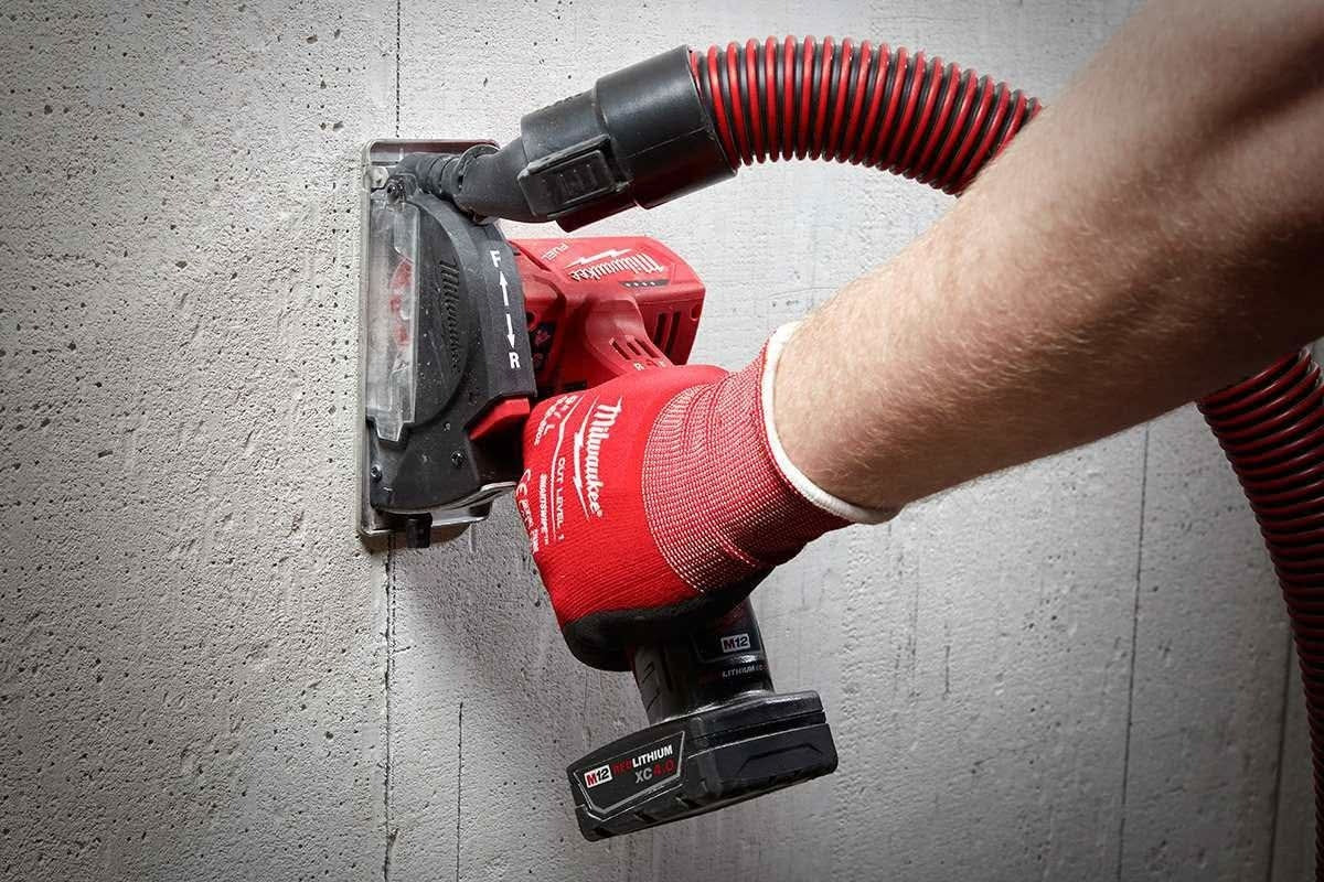 Milwaukee 2522-21XC M12 FUEL 3-Inch Compact Cut Off Tool 4.0Ah Kit