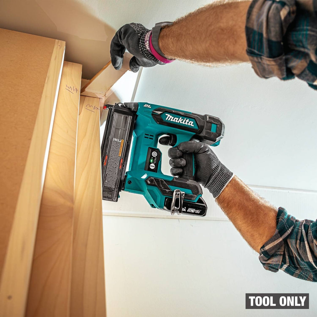 Makita XNB04Z 18V LXT Brushless Cordless 2-in. 18-Gauge Brad Nailer w/ (2) 4.0Ah Battery Starter Kit