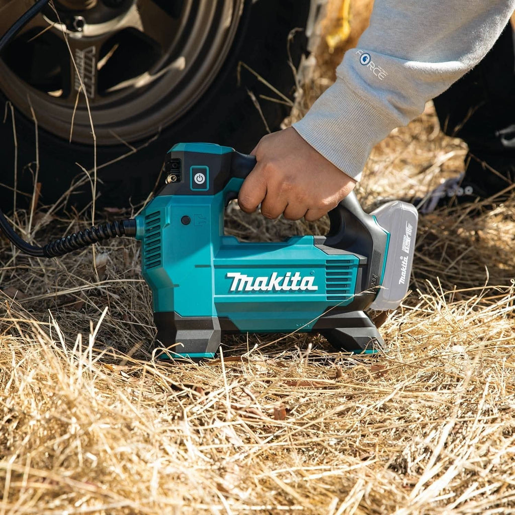 Makita DMP181ZX 18V LXT Lithium-Ion Cordless High-Pressure Inflator with 5.0Ah Battery