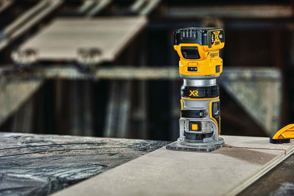 DeWalt DCW600B 20V MAX XR Brushless Cordless Compact Router, Tool Only