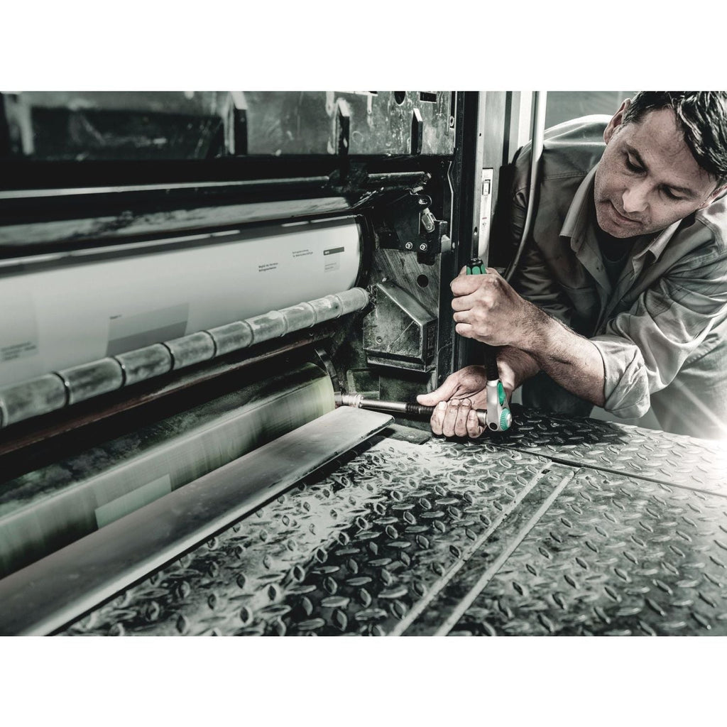 Wera 8796 Sa Zyklop "Flexible-Lock-in. Extension With Free-Turning Sleeve, Short, 1/4-in., 1/4-in.x75-mm.