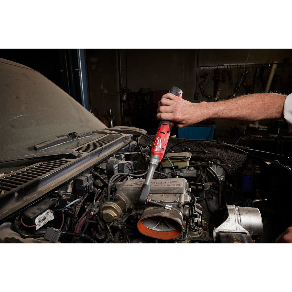 Milwaukee M12 FUEL 1/4-in. Extended Reach Ratchet 2.5Ah Kit (3058-21)