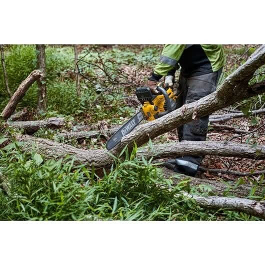 DeWalt DCCS677Z1 60V MAX Brushless 20 in. Chainsaw 15.0Ah Kit