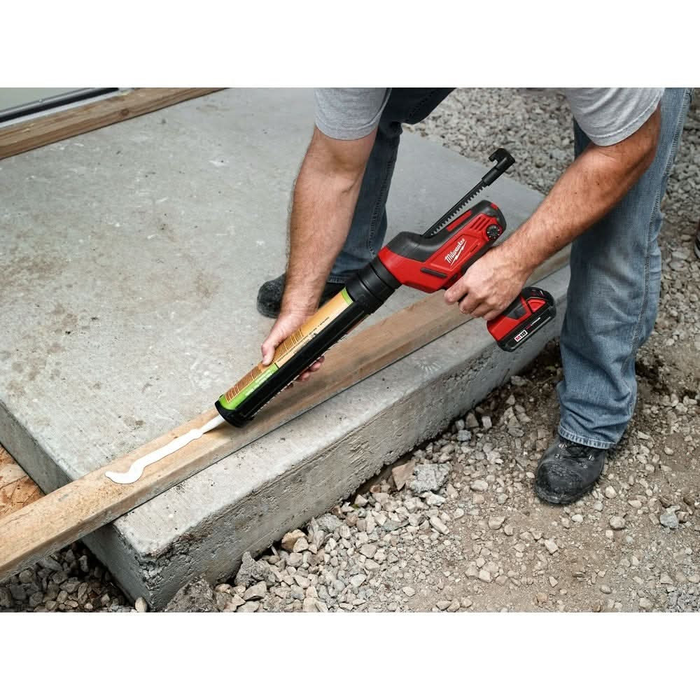 Milwaukee 2641-20 M18 Cordless 10oz. Caulk and Adhesive Gun