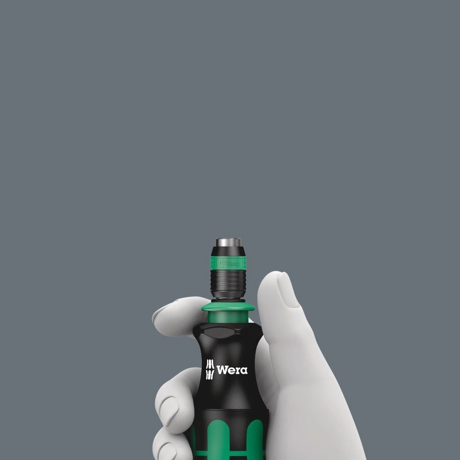 Wera 817 R SB Bitholding Screwdriver With Rapidaptor Quick-Release Chuck, 1/4-in.x133-mm.