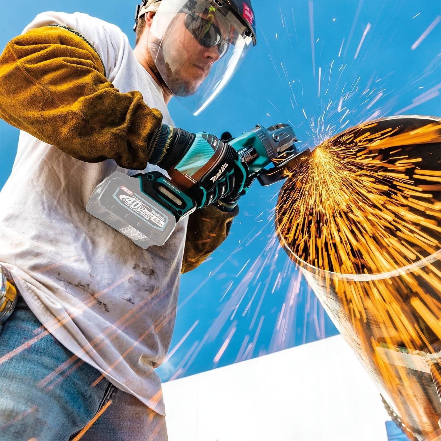 Makita GAG13Z 40V max XGT Brushless Cordless 4-1/2" / 5" X-LOCK Paddle Switch Angle Grinder, with Electric Brake, Tool Only