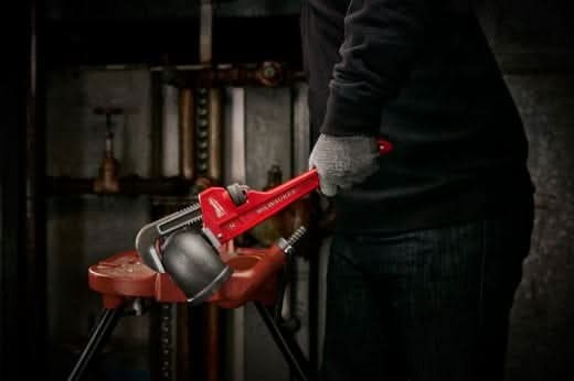Milwaukee 48-22-7114 14" STEEL PIPE WRENCH