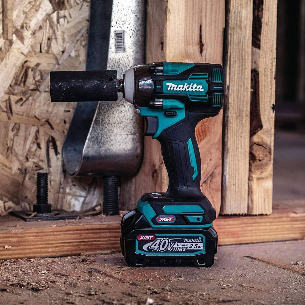 Makita GWT05D 40V max XGT Brushless Cordless 4-Speed 1/2" Sq. Drive Impact Wrench Kit w/ Detent Anvil (2.5Ah) (PROMO)