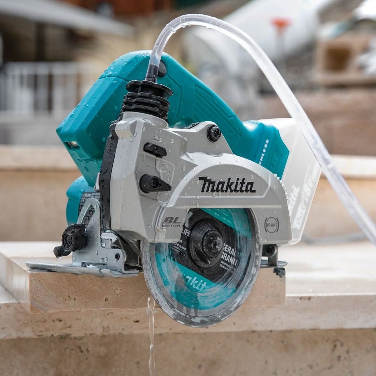 Makita XCC01Z 18V LXT Lithium-Ion Brushless Cordless 5" Wet/Dry Masonry Saw, AWS Capable, Tool Only