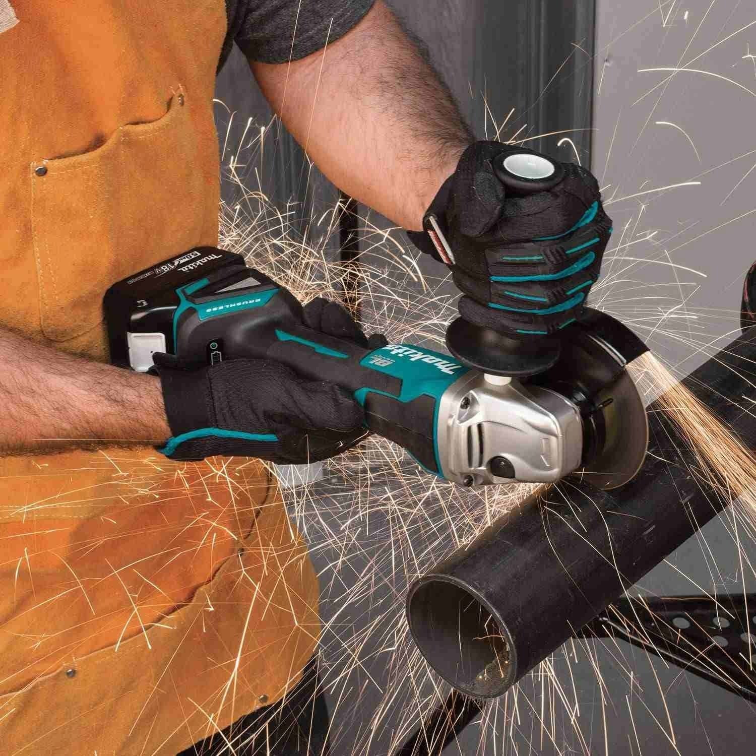 Makita XAG11T 18V LXT Lithium-Ion Brushless Cordless 4-1/2"Â / 5" Paddle Switch Cut-Off/Angle Grinder Kit, with Electric Brake (5.0Ah)