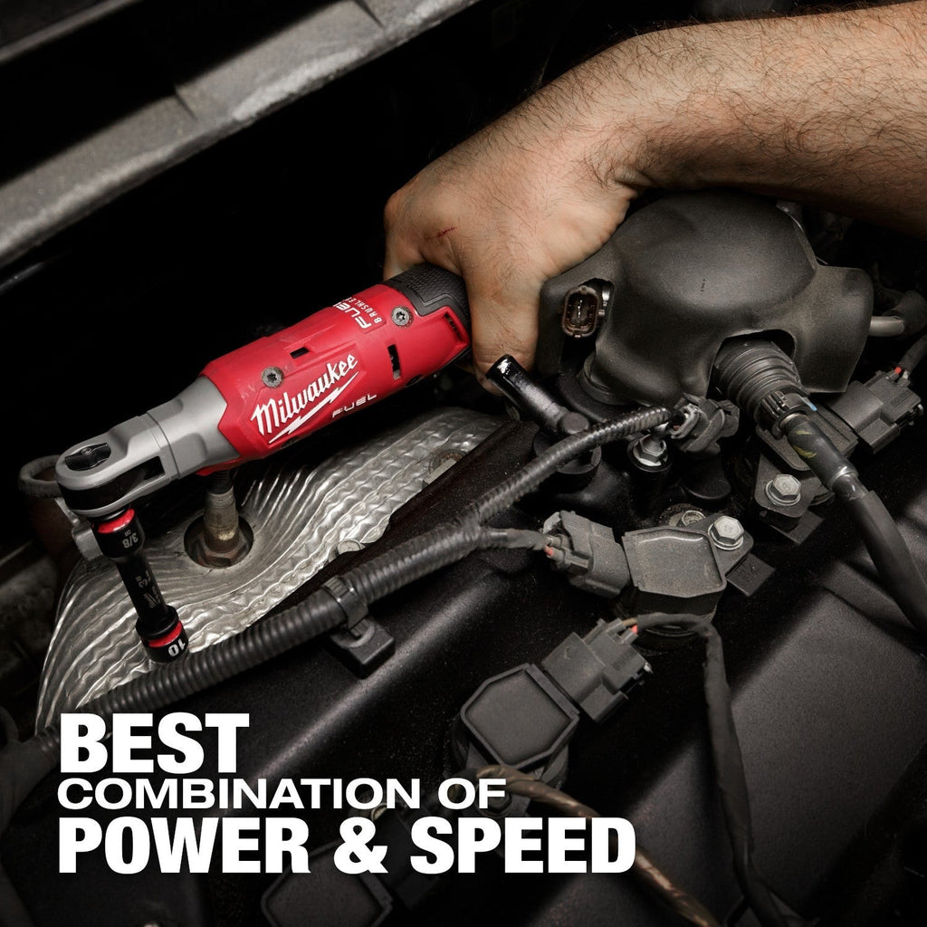 Milwaukee 3053-21 M12 FUEL Brushless 3/8-in. Ratchet 2.5Ah Kit