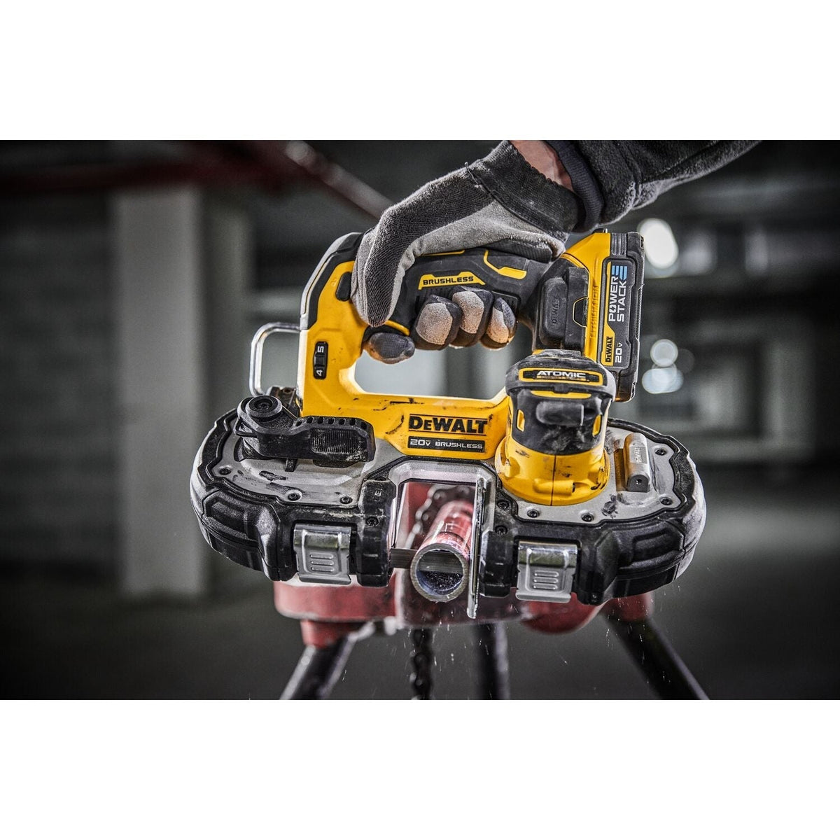 DEWALT DCS377E1 ATOMIC 20V MAX* Brushless 1-3/4 in. Compact Bandsaw PowerStack Kit