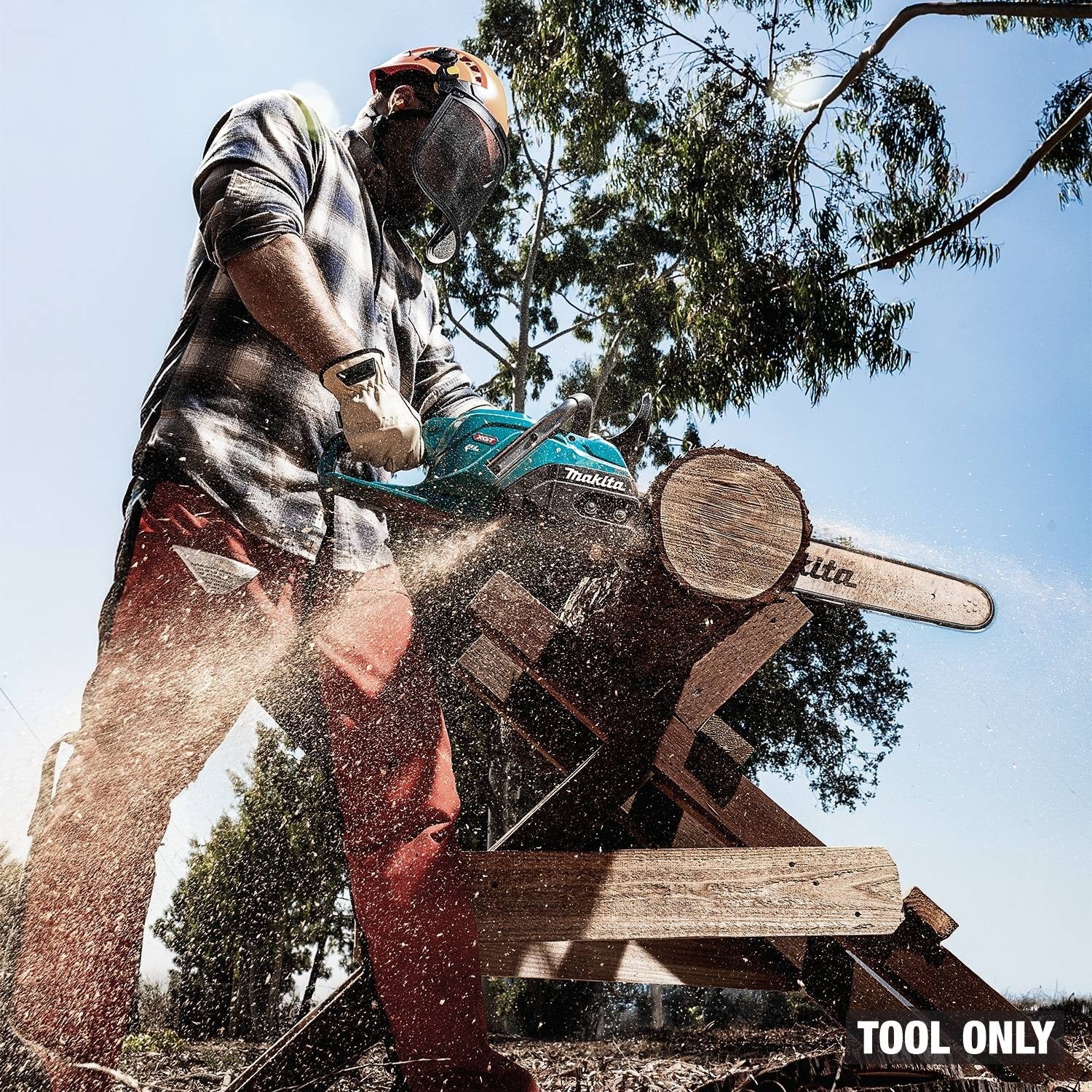 Makita GCU08Z 40V max XGT Brushless 20-in. Chain Saw, Tool Only