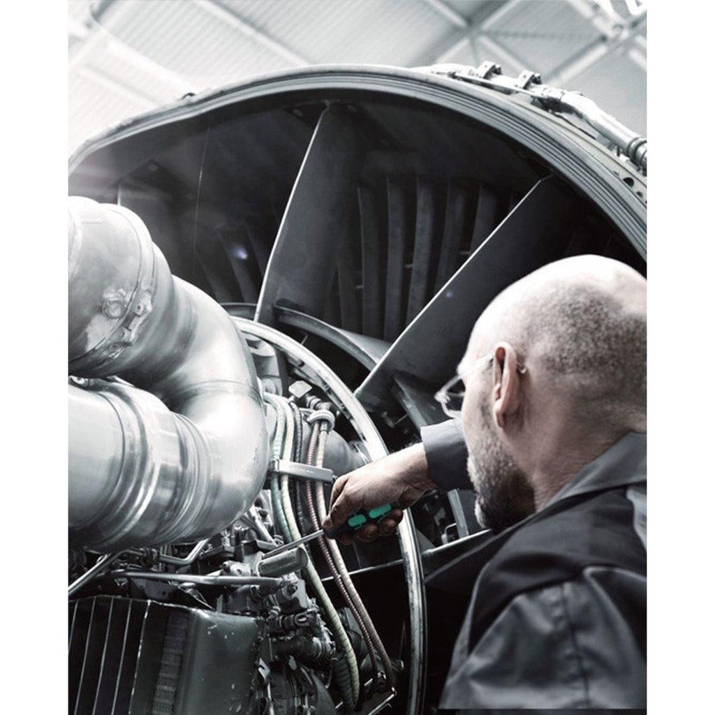 Wera 335 Screwdriver For Slotted Screws, 0.8x4x200-mm.