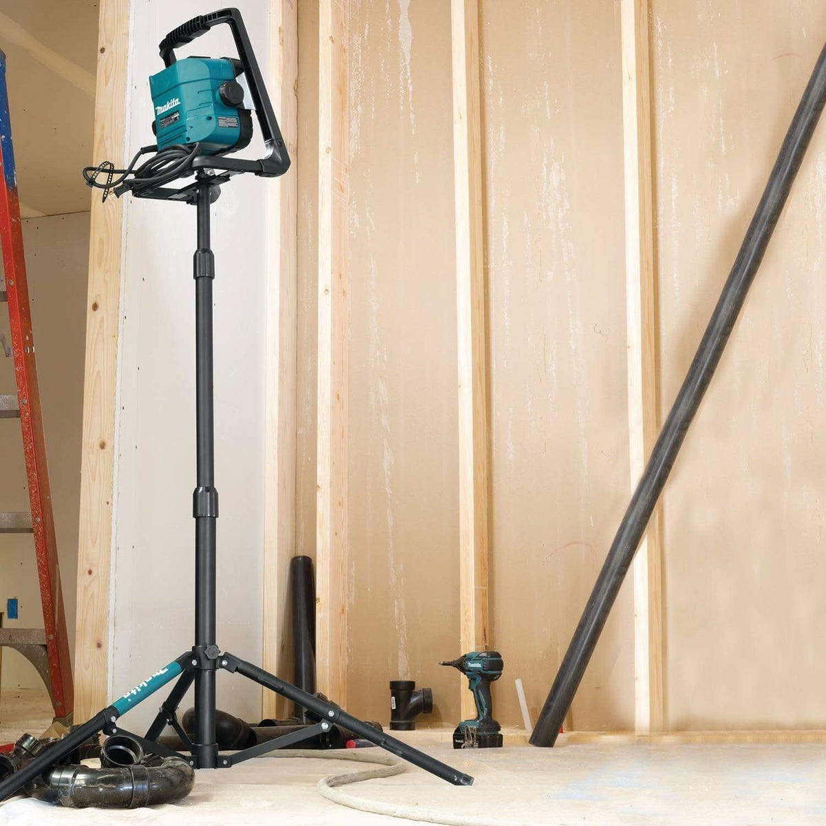 Makita DML805 18V LXT Lithium-Ion Cordless/Corded 20 LED Work Light, Light Only