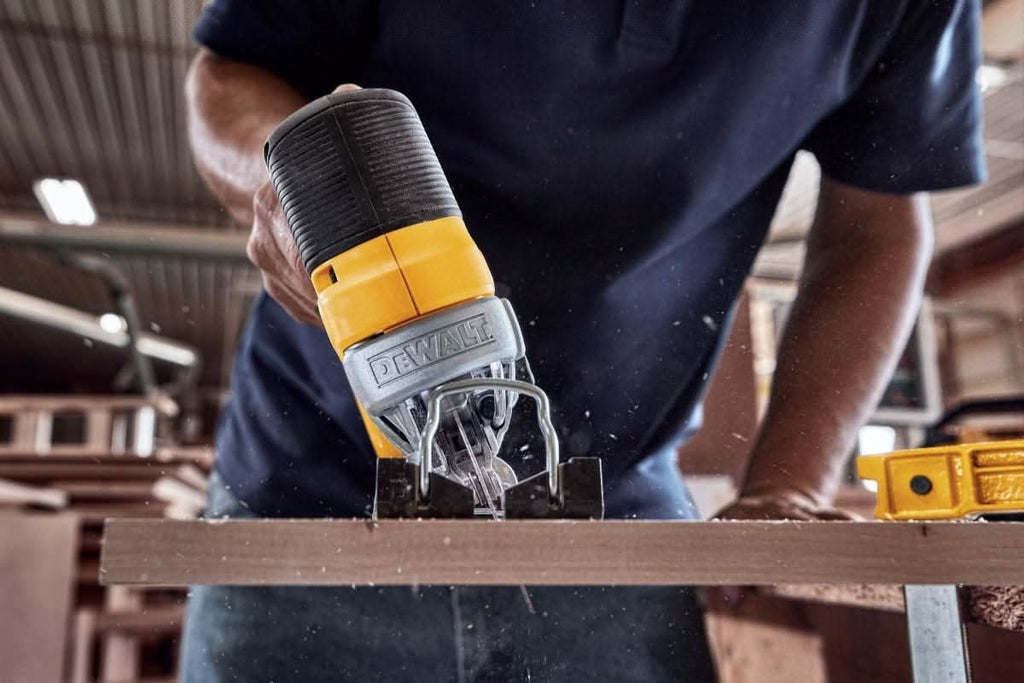 DeWalt DCS334B 20V MAX XR Brushless Cordless Top-Handle Jigsaw POWERSTACK 3.5Ah Kit