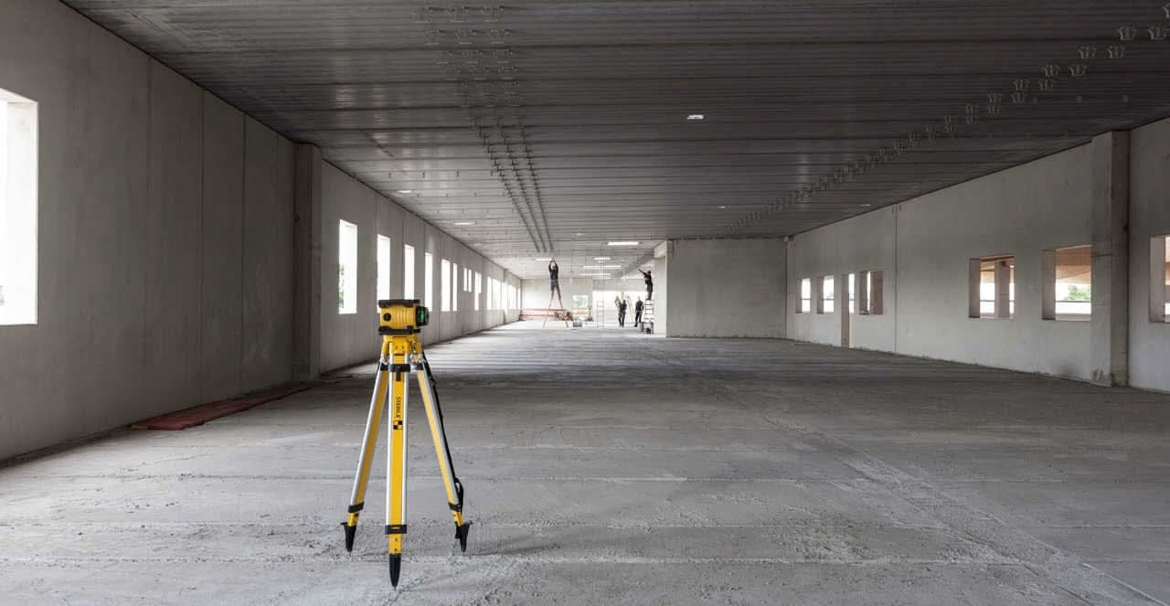 Stabila 04500TR LAR 160 G Rotation Laser Set With Tripod and Grade Rod