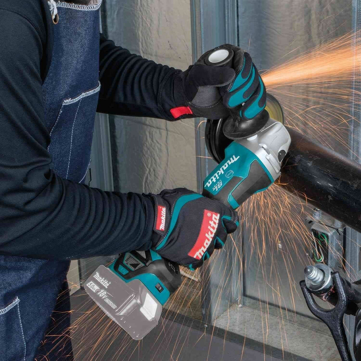 Makita XAG20Z 18V LXT Lithium-Ion Brushless Cordless 4-1/2"Â / 5" Paddle Switch Cut-Off/Angle Grinder, with Electric Brake, Tool Only