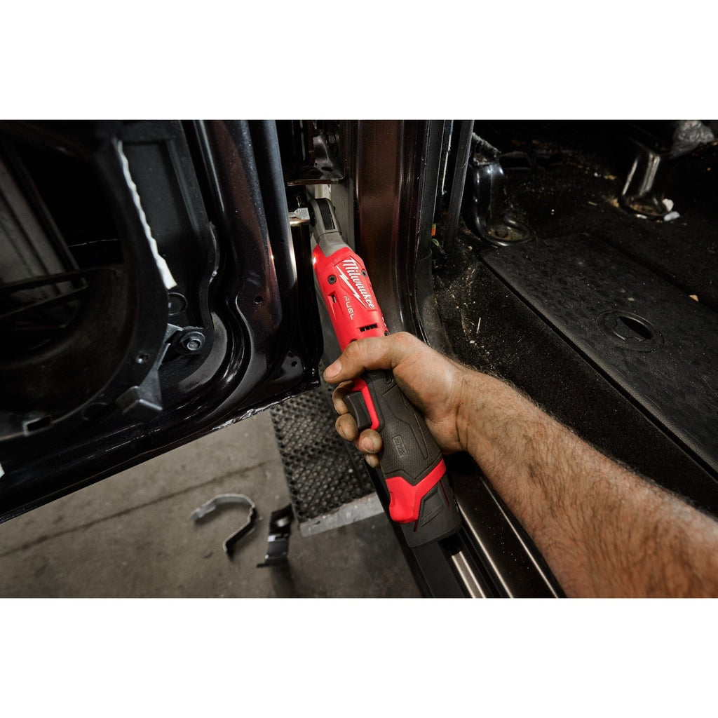 Milwaukee 3052-21 M12 FUEL Brushless 1/4-in. Ratchet 2.5Ah Kit