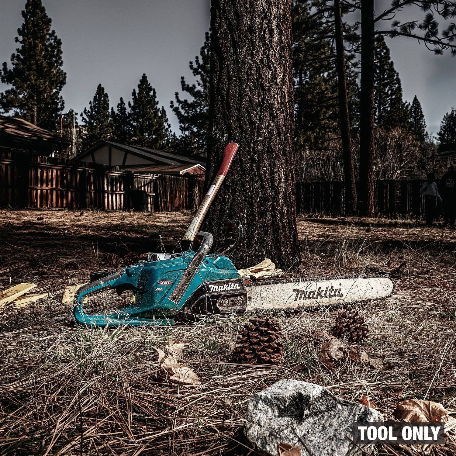 Makita GCU08Z 40V max XGT Brushless 20-in. Chain Saw, Tool Only