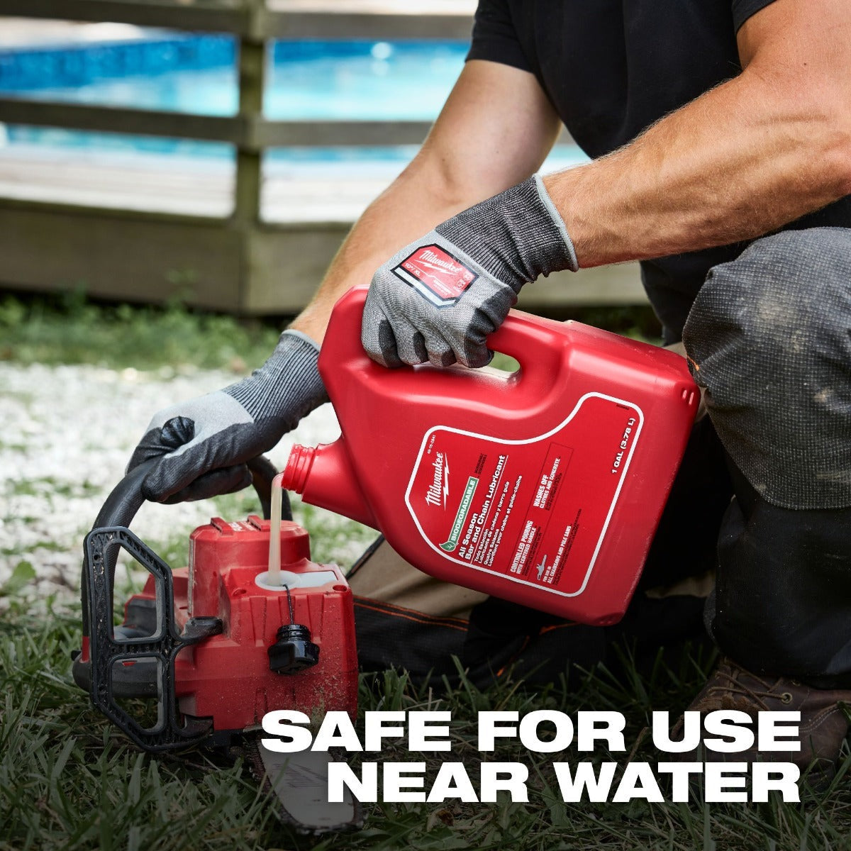 Milwaukee 49-16-2841 1 Gallon Biodegradable All Season Bar and Chain Lubricant