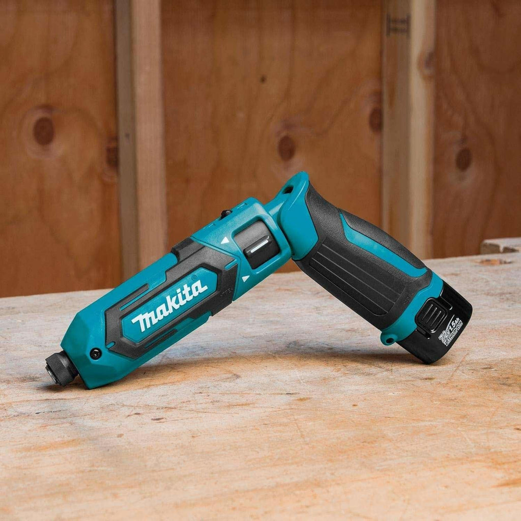 Makita TD022DSE 7.2V Lithium-Ion Cordless Impact Driver Kit